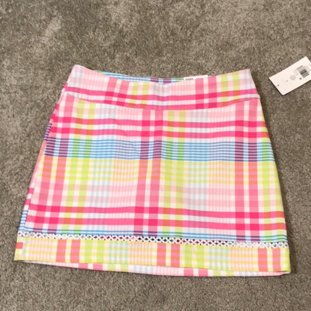 NWT Crown & Ivy plaid short skort skirt - size 6